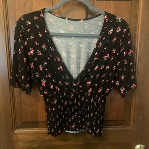 Floral print v-neck top
